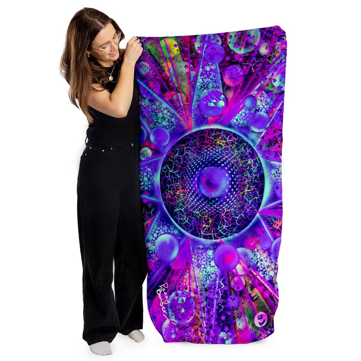 Penny Banger Trippy Star Towel - Lightweight, Microfibre Beach Towel - 150cm x 75cm