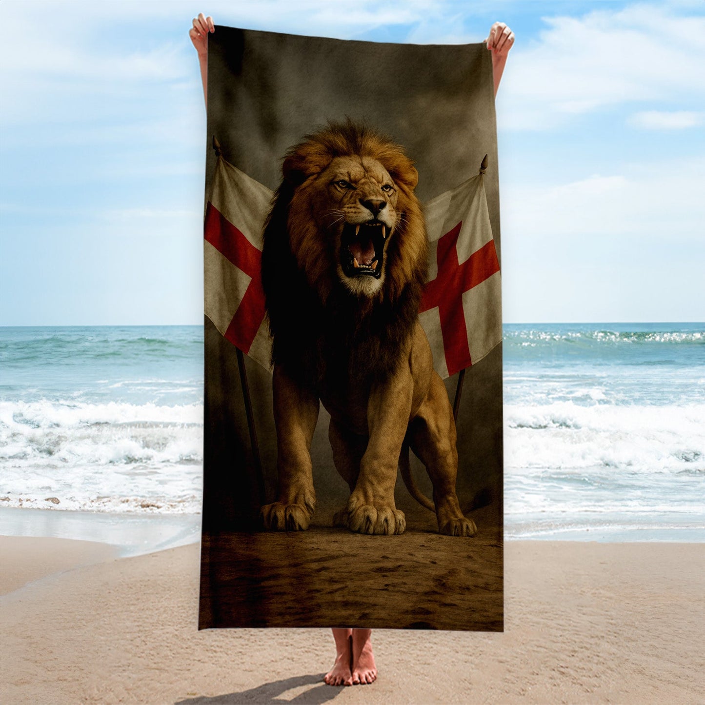 England - St George's Lion Roar - Beach Towel
