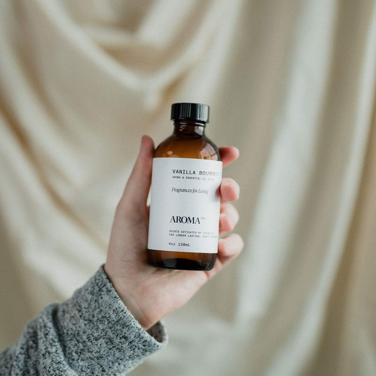 AromaTech Vanilla Bourbon Aroma Essential Oil Blend โ Luxury Hotel Inspired, 4 oz (120 mL)
