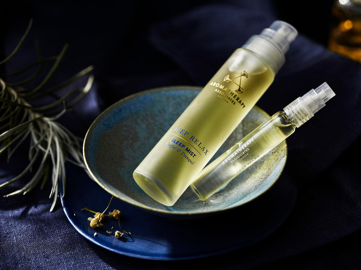 Deep Relax Sleep Mist by Aromatherapy Associates โ Vetivert, Chamomile & Sandalwood (1.69 fl oz)