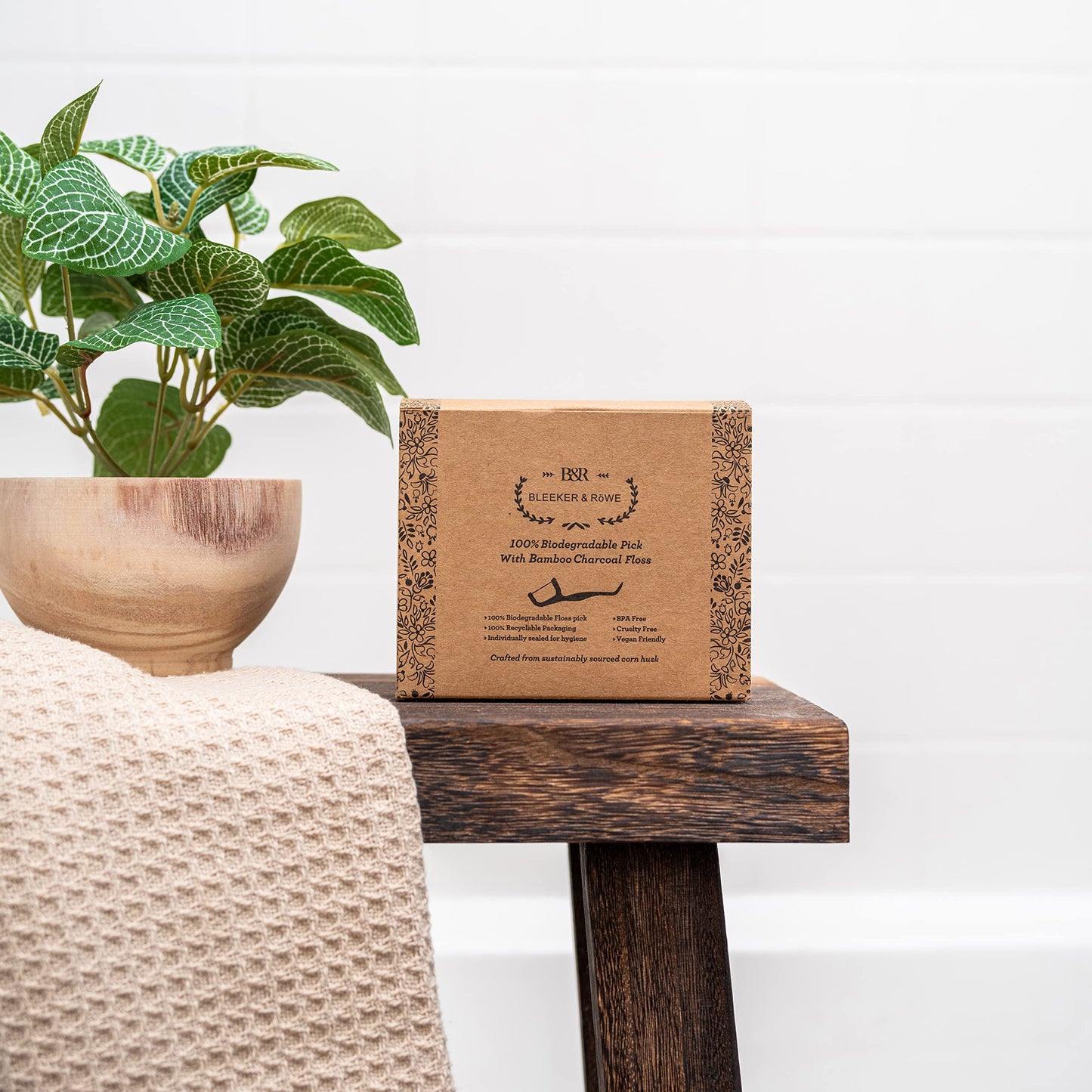 Bleeker & Rowe Biodegradable Floss Picks β 150 Pack, Eco-Friendly Bamboo Charcoal