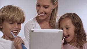 Blu Smart Bluetooth Kids Toothbrush with Live Tracking App โ Rechargeable