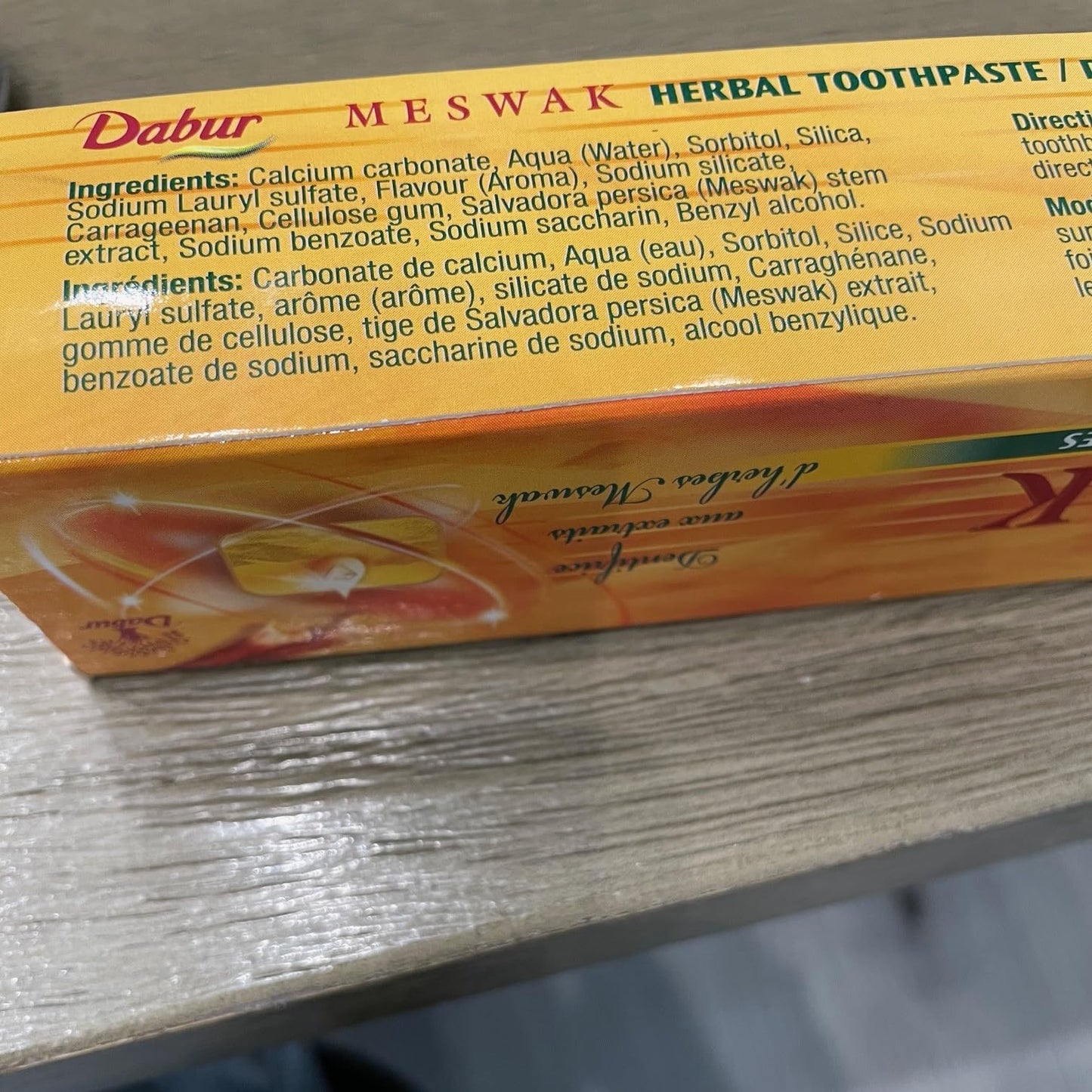 Dabur Fluoride-Free Sensitive Toothpaste with Miswak โ Gum Health, Enamel Protection & Tartar Removal (Pack of 3)
