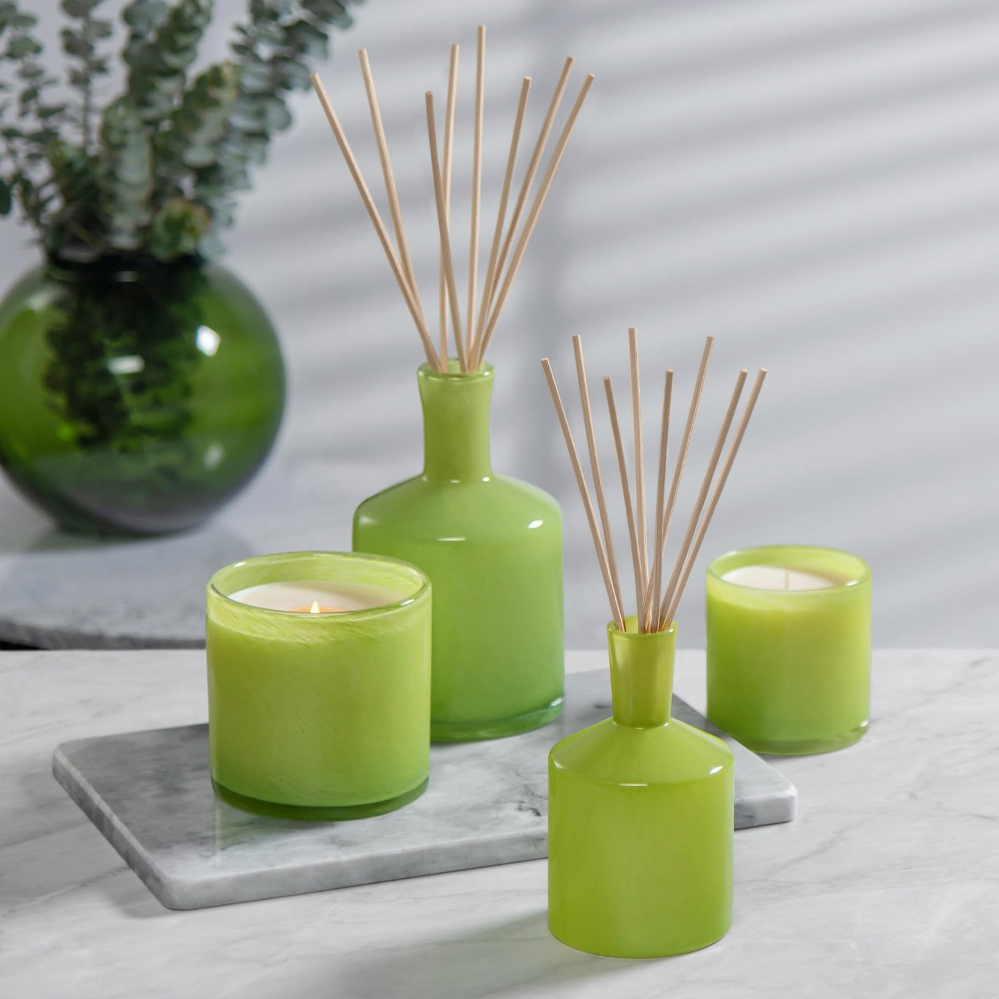 LAFCO New York Signature Candle โ Rosemary Eucalyptus (15.5 oz, 90-Hour) | Made in USA