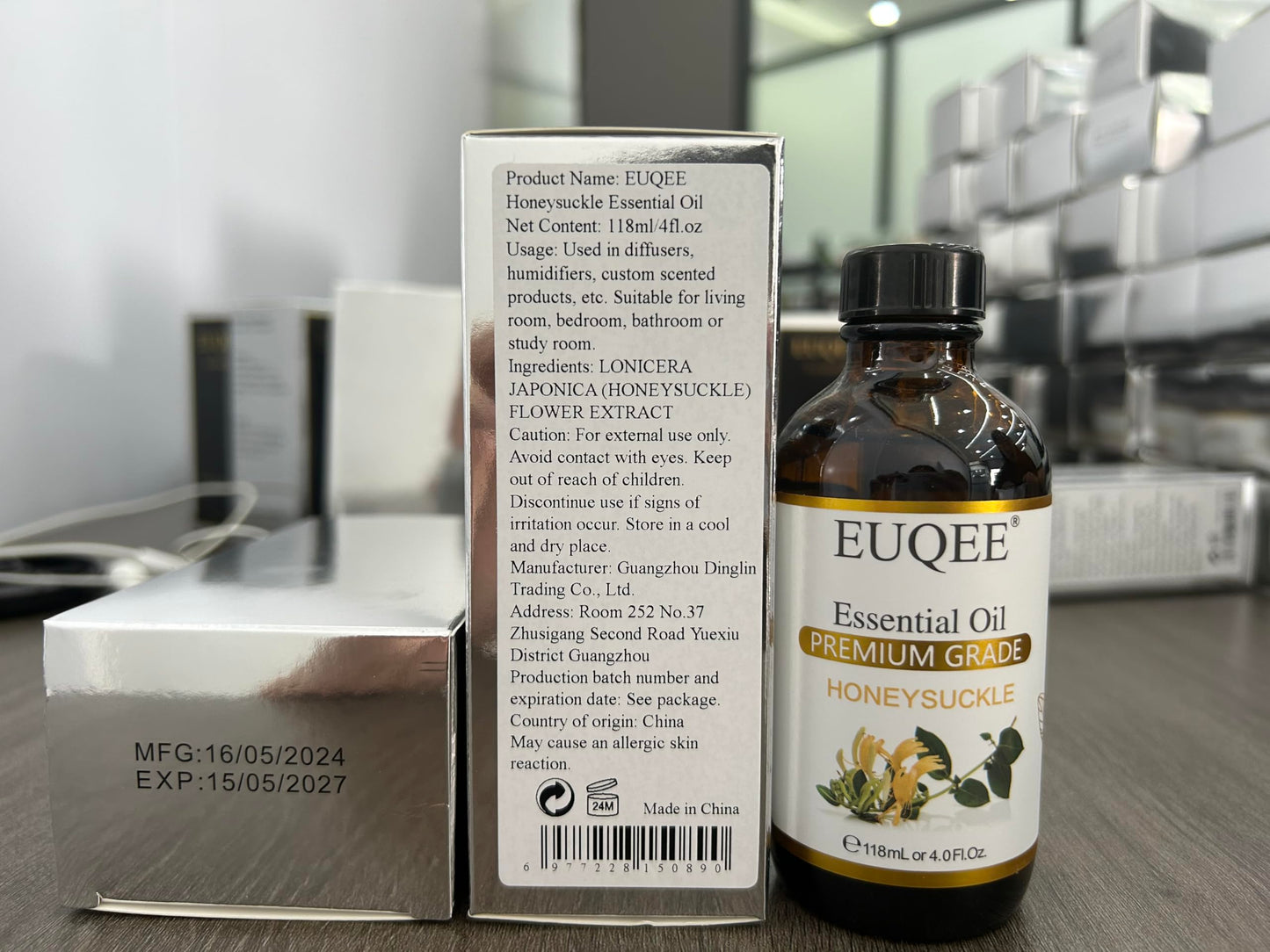 EUQEE Honeysuckle Essential Oil 118ml (4 Fl Oz) โ Pure Honeysuckle Oil with Glass Dropper