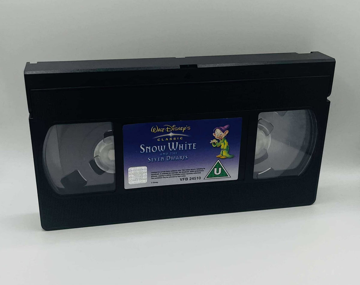 Snow White and The Seven Dwarfs (U)