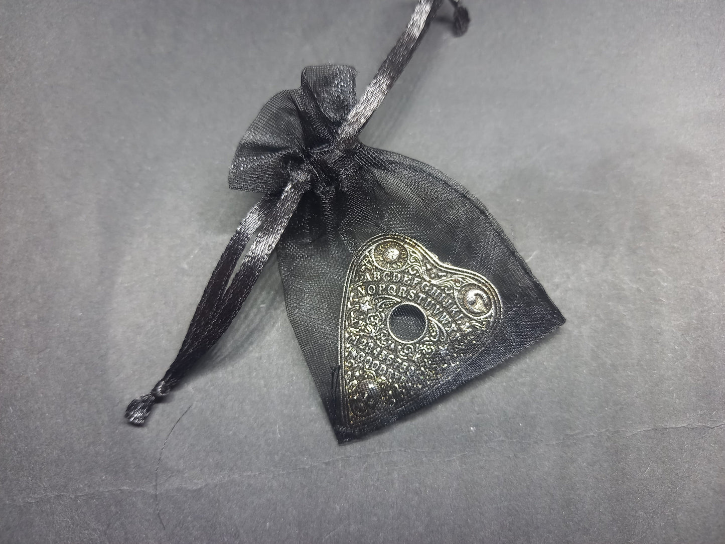 Goth Gothic Witchy Occultist Satanic Pagan "Ouija Planchette " detail metal pin badge/brooch
