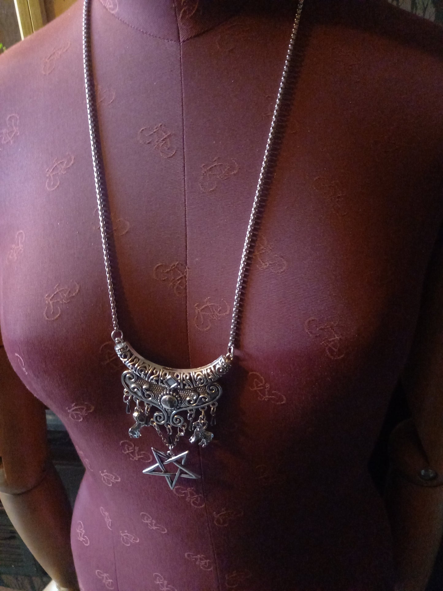 Goth Gothic Witchy Witch Witchcraft Occult Boho style Satanic Necklace with inverted pentagram and goat details