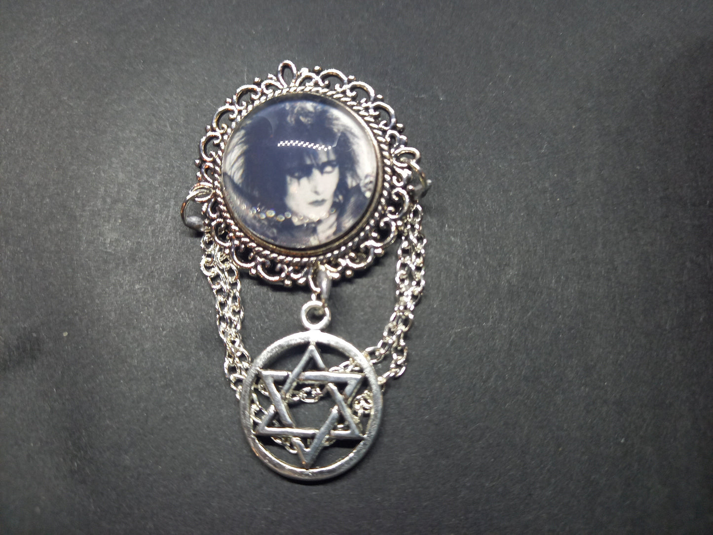 Goth Gothic Punk Alternative New Wave 1980's Siouxsie And The Banshees Siouxsie Sioux "Inspired Deluxe ornate brooch/pin"