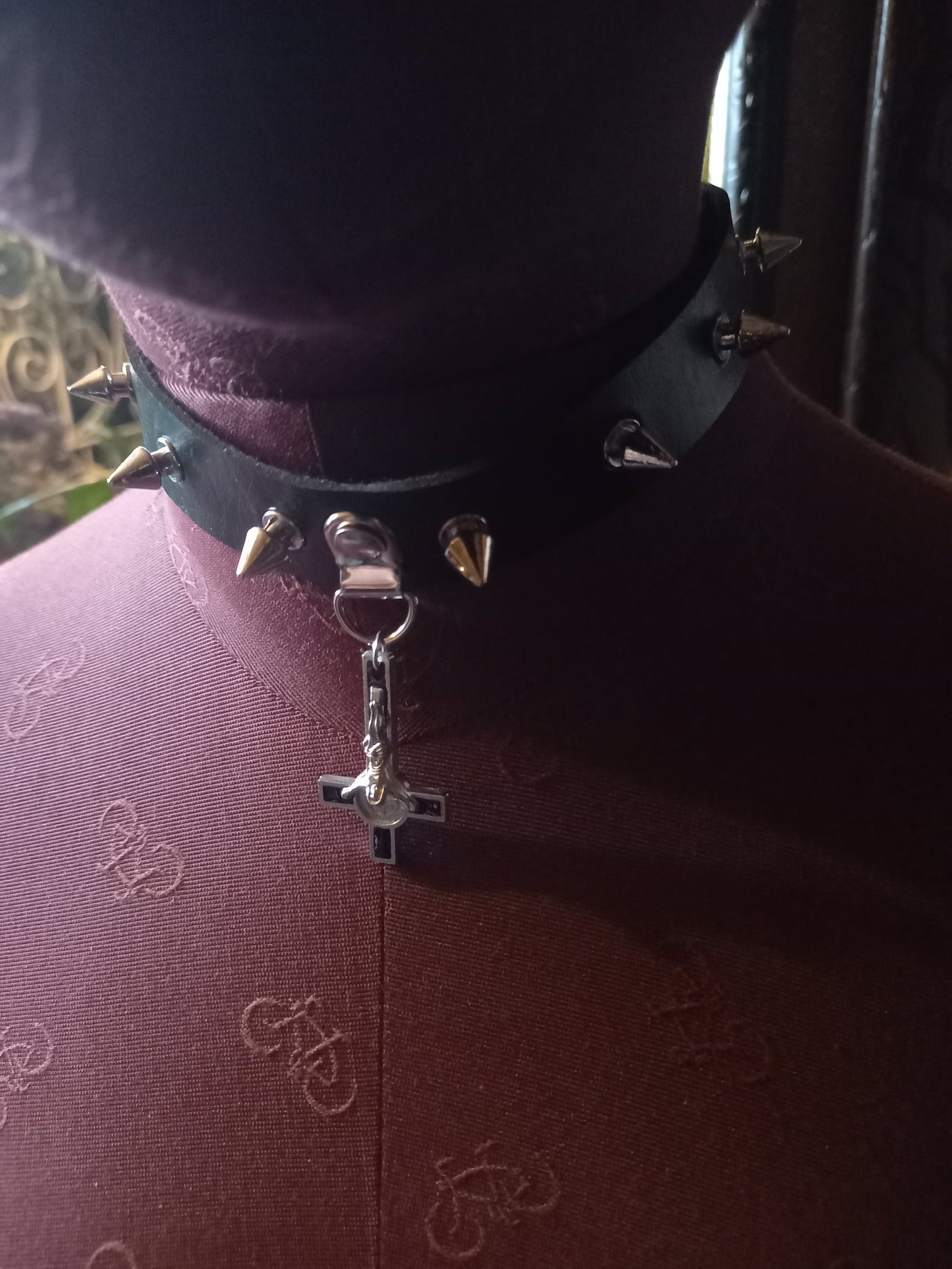Goth Gothic Witchy fashion Occult satanic Pagan Wicca Black Faux Leather 10 spiked Collar with inverted crucifix