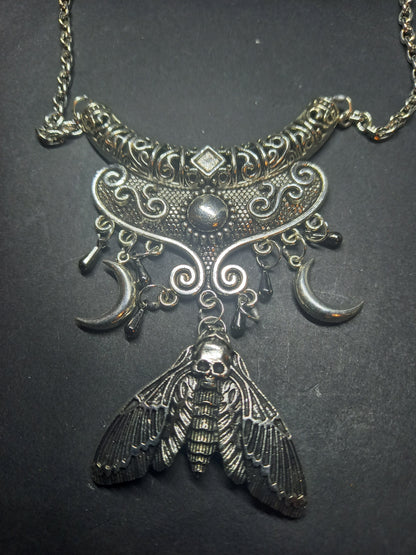Goth Gothic Witchy Witch Witchcraft Occult satanic Pagan Wicca Boohoo style Death head moth V2 with moons