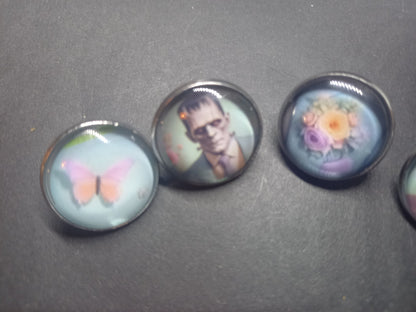 Goth Gothic alternative Psychobilly Tiki inspired "Frank & Drac" 5 badge set