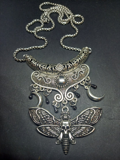Goth Gothic Witchy Witch Witchcraft Occult satanic Pagan Wicca Boohoo style Death head moth V1 with moons
