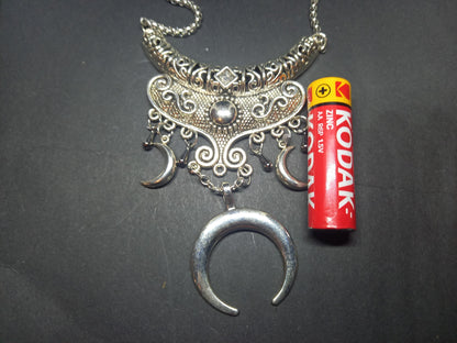 Goth Gothic Witchy Witch Witchcraft Occult satanic Pagan Wicca Boohoo style with 3 moons