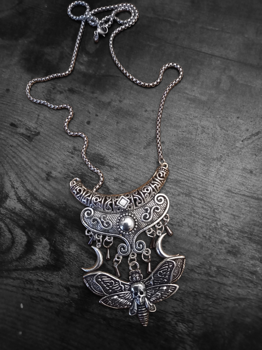 Goth Gothic Witchy Witch Witchcraft Occult satanic Pagan Wicca Boohoo style Death head moth V1 with moons