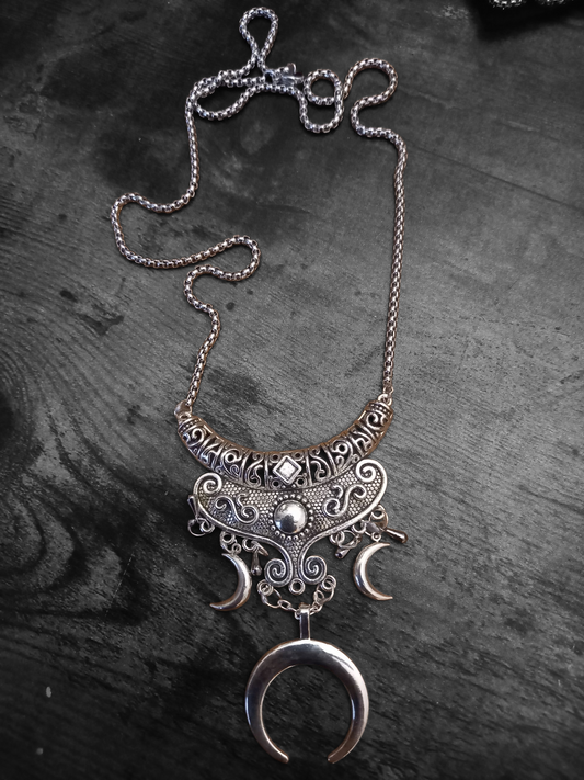 Goth Gothic Witchy Witch Witchcraft Occult satanic Pagan Wicca Boohoo style with 3 moons