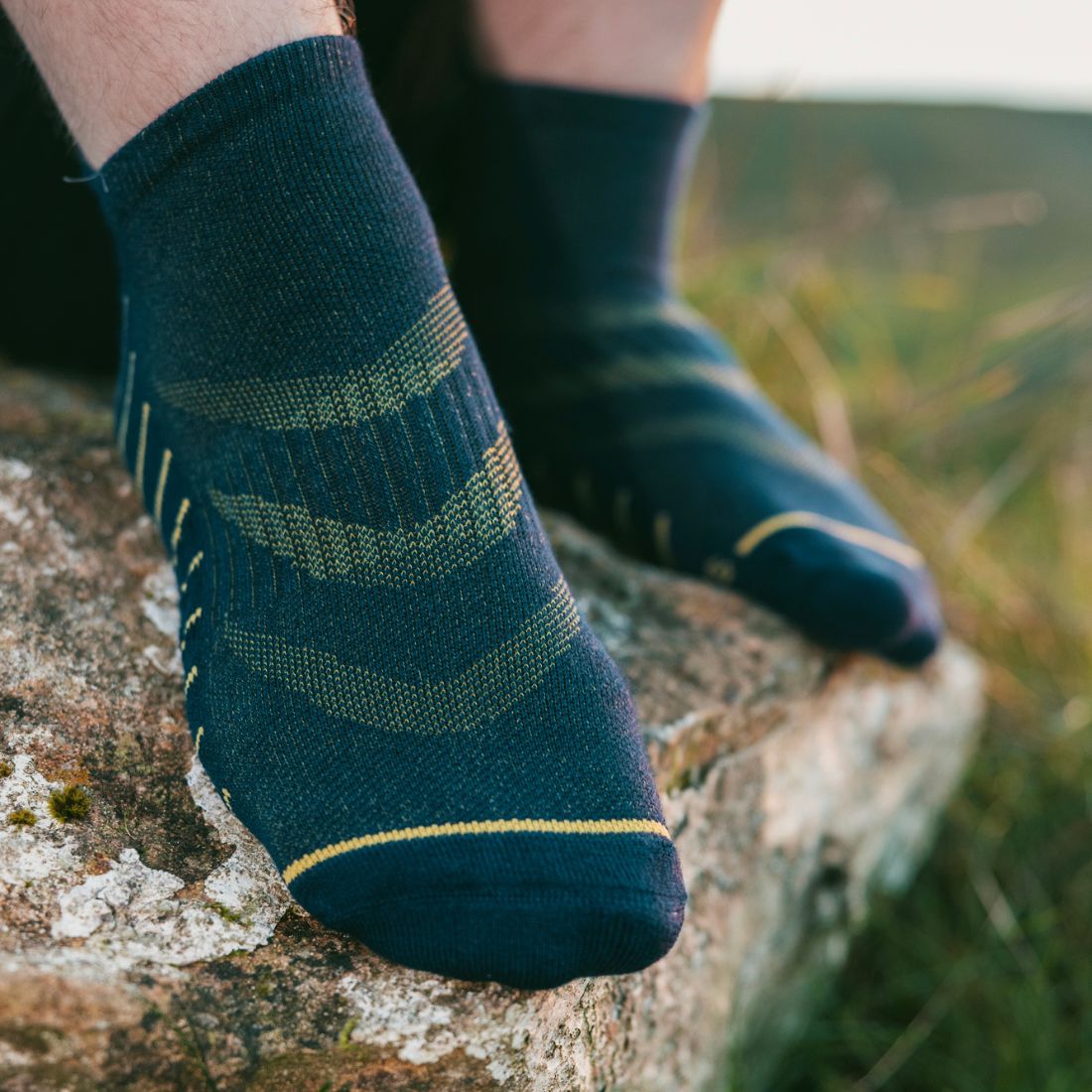 Navy Performance Trainer Socks