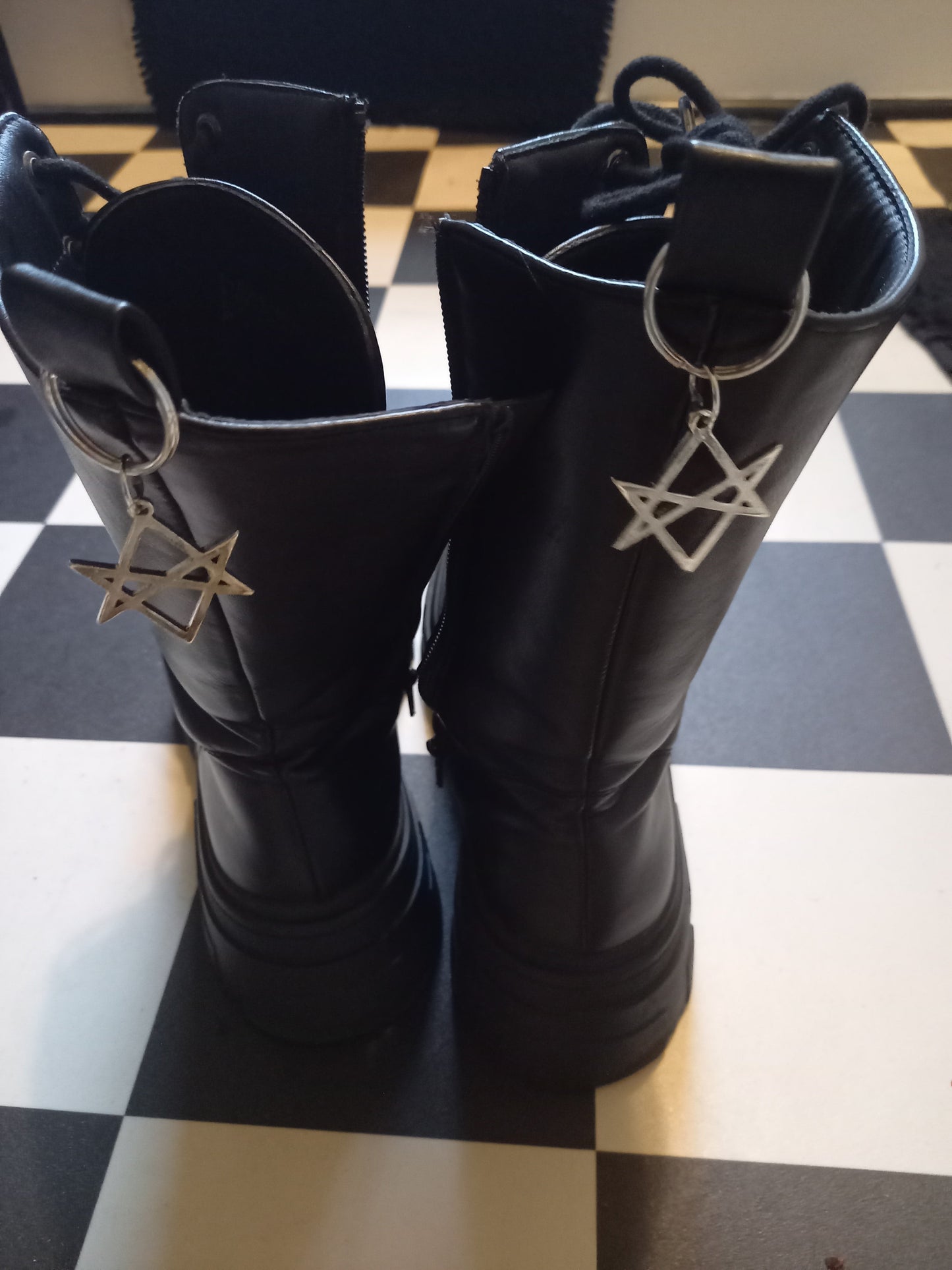 Goth gothic witchy Witch occult witchcraft Satanic "sigil of Satan" Boot, Bag Charm or Keyring"