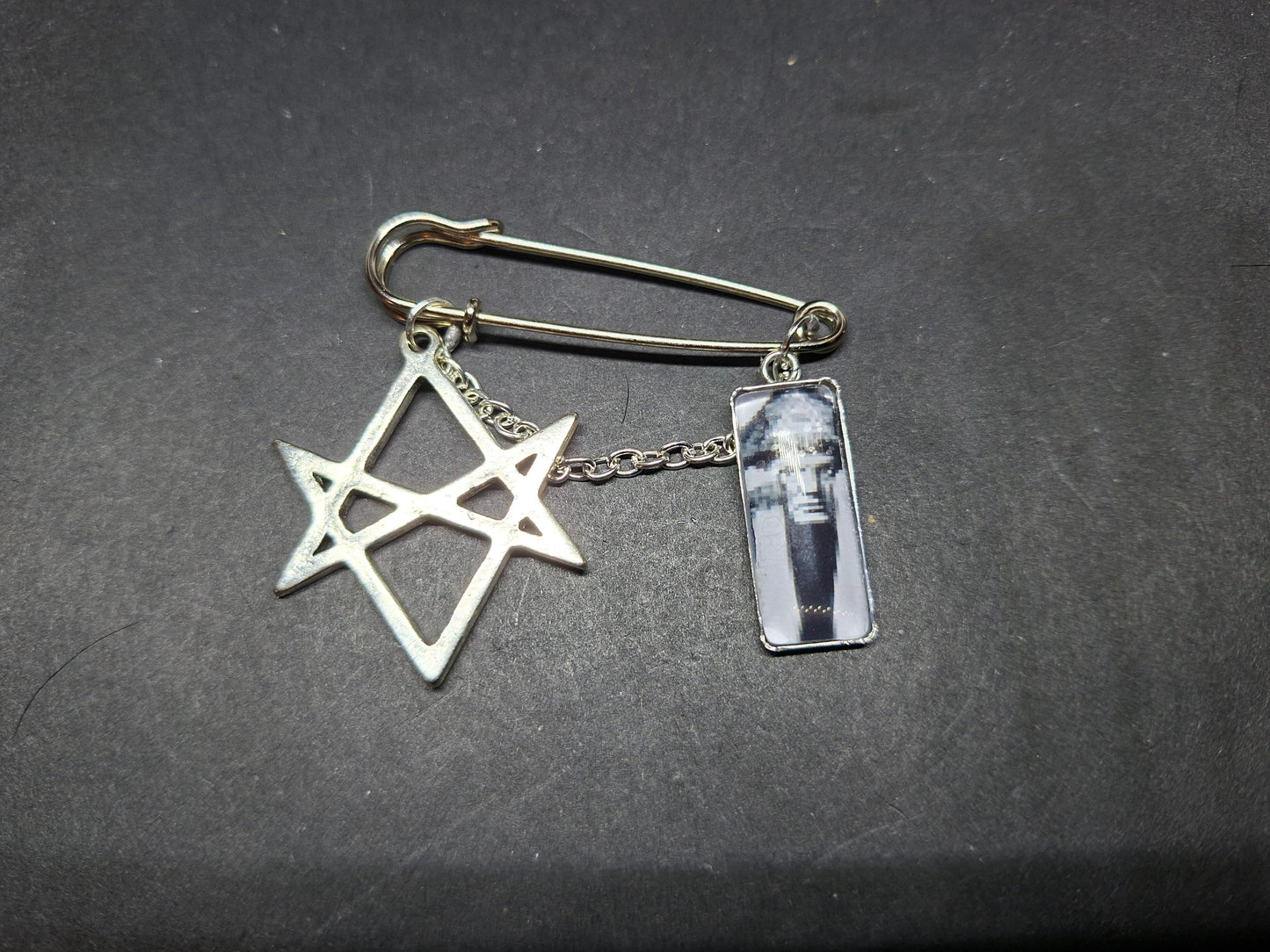 Goth Gothic Witchy Witch satanic occult Aleister Crowley Thelema "Unicursal hexagram" kilt pin brooch