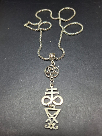 Goth Gothic Witchy killstar witch witchcraft Occult satanic "Satanic Trinity Necklace" V1