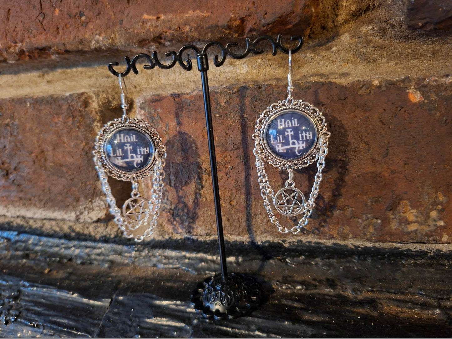 Deluxe Earrings "Hail Lilith" with chains and choice of pentagram : goth witchy occult witch
