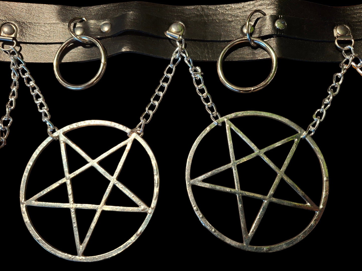 O ring and chain belt with 4 LARGE inverted pentagram :gothic killstar witchy style