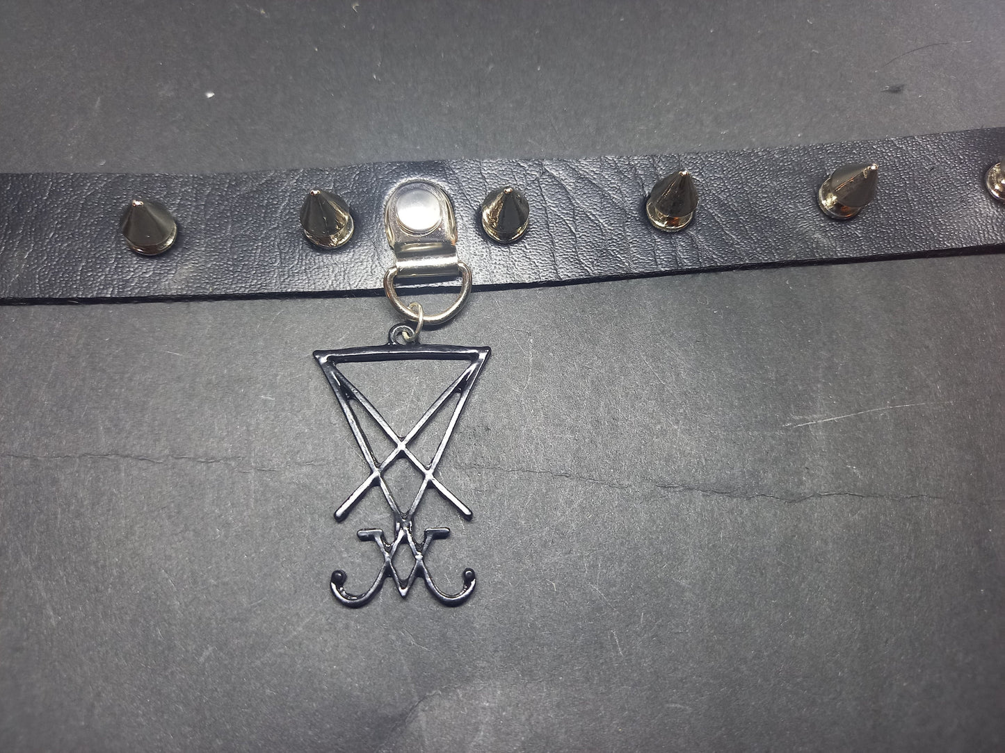 Goth Gothic Witchy fashion Occult satanic Pagan Wicca Black Faux Leather 10 spiked Collar with Black metal sigil of satan