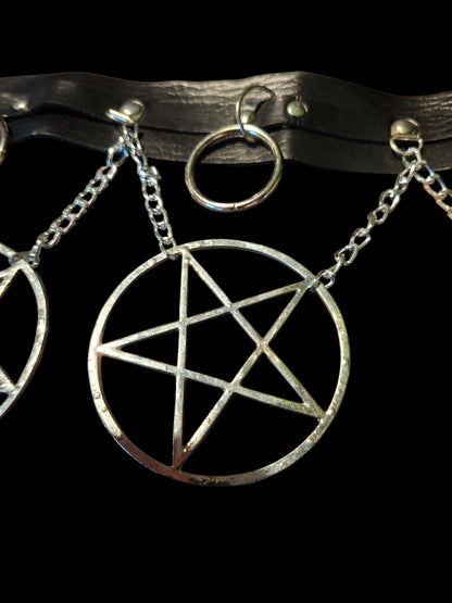O ring and chain belt with 4 LARGE inverted pentagram :gothic killstar witchy style