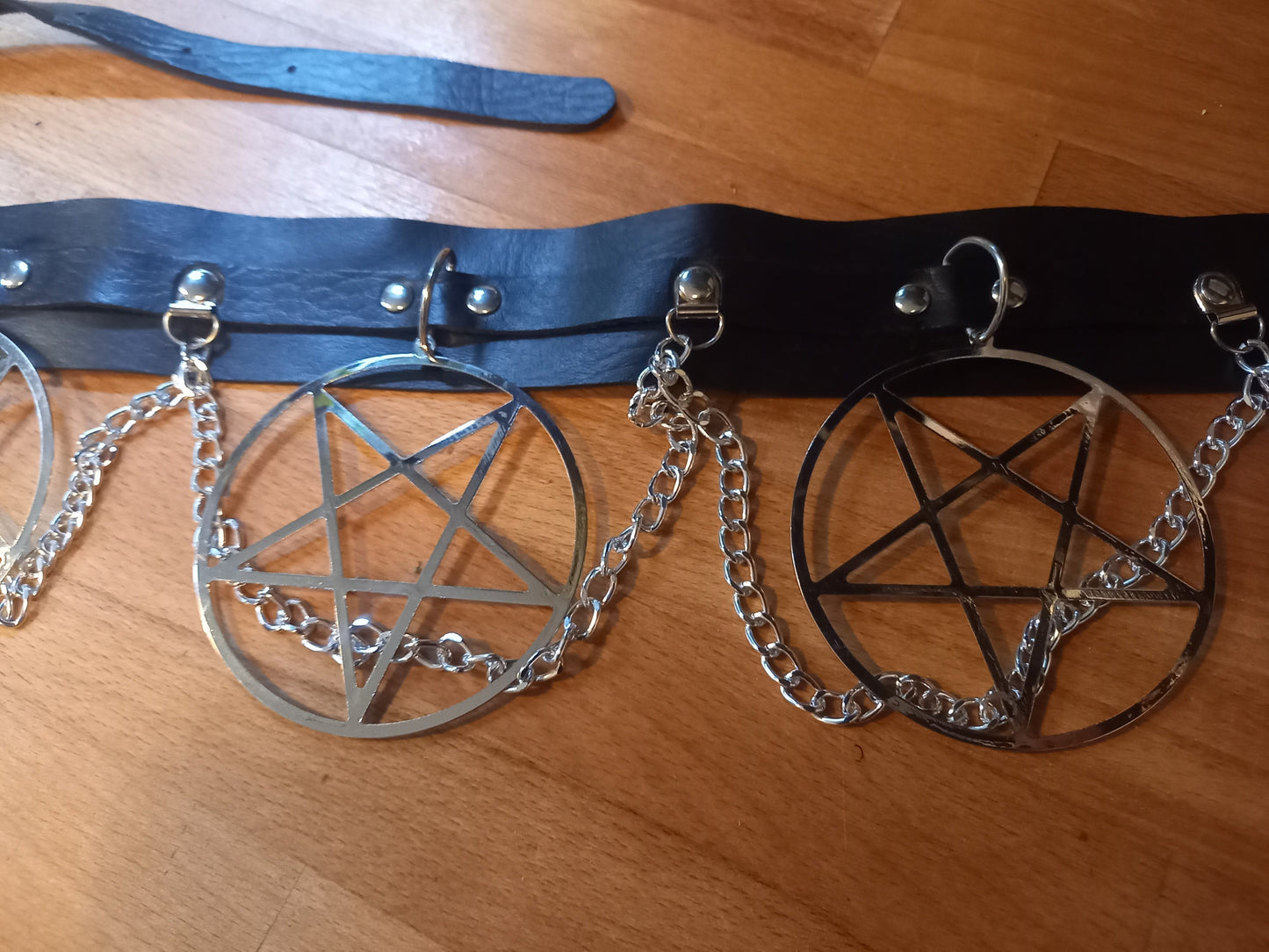 Goth Gothic Witchy killstar witch witchcraft Satanic Occult "Oversized inverted pentagram " chain belt