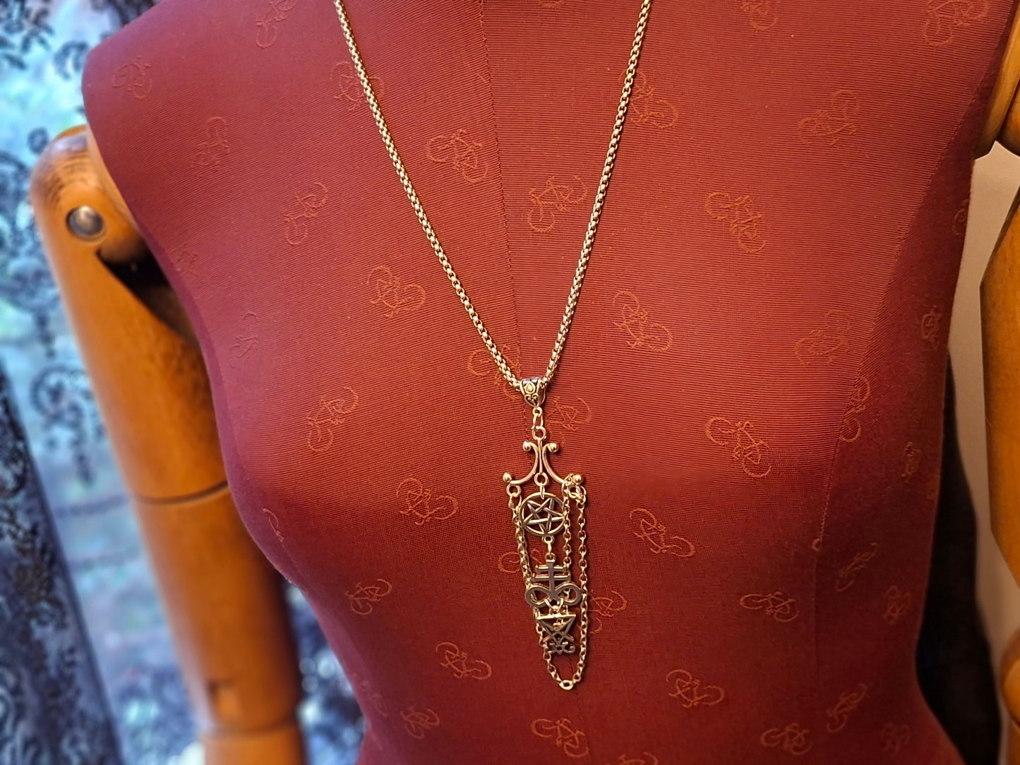 Goth Gothic Witchy witch witchcraft killstar Occult satanic "Satanic Trinity" chandelier necklace