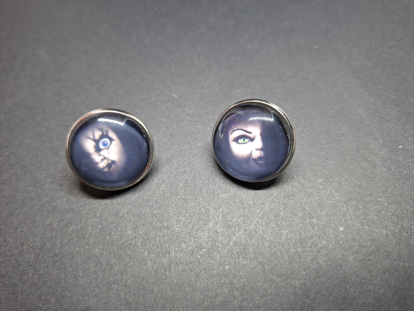 Set of 2 Pin badges inspired by  "Bride of Chucky " Chucky and tiffany
