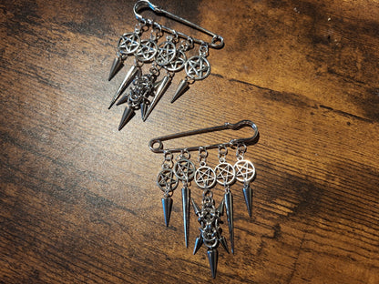 Kilt Pin Brooch "chain mail spiked with pentagrams", goth witchy occult style
