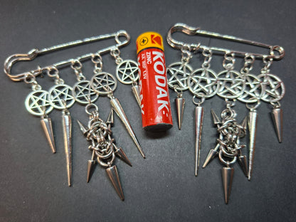 Kilt Pin Brooch "chain mail spiked with pentagrams", goth witchy occult style