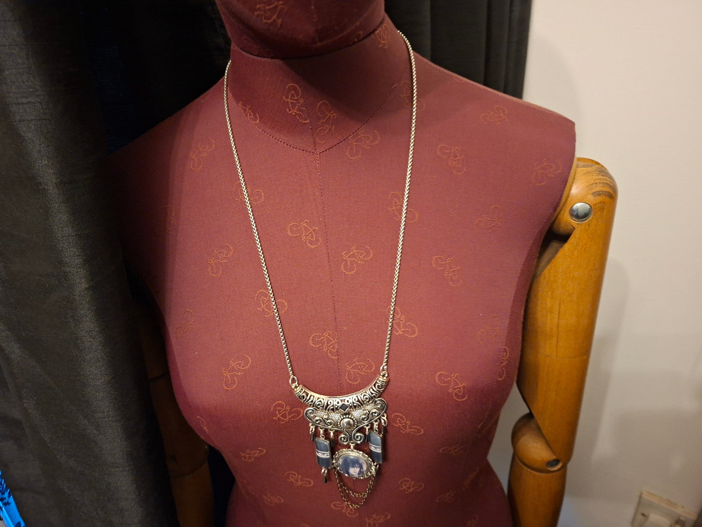 Goth Gothic Witchy Siouxsie And the Banshees  Inspired Boohoo style Necklace