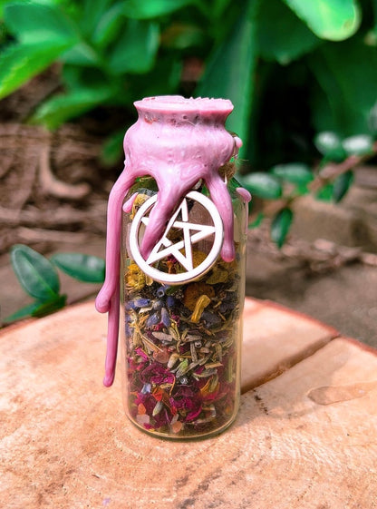 Love Spell Jar – Attract Romance & Deep Connection