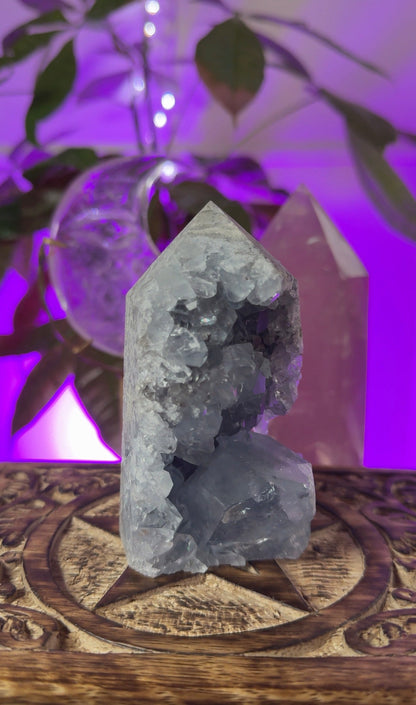 Celeste Druzy Caves – Mental Clarity