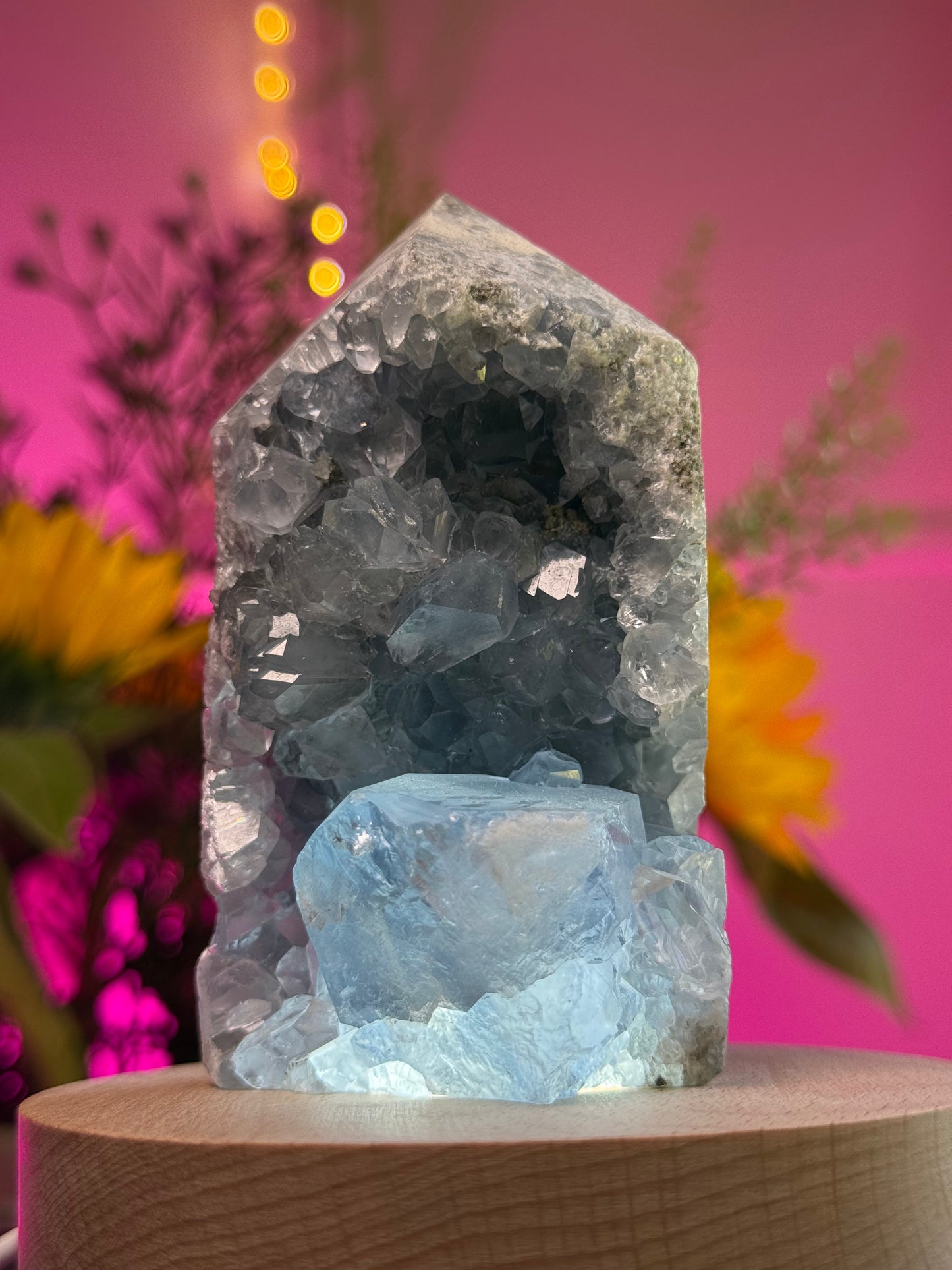 Celeste Druzy Caves – Mental Clarity