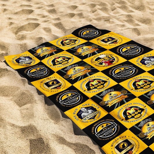 Wolverhampton - Football Legends - Microfibre Beach Towel - 150cm x 75cm