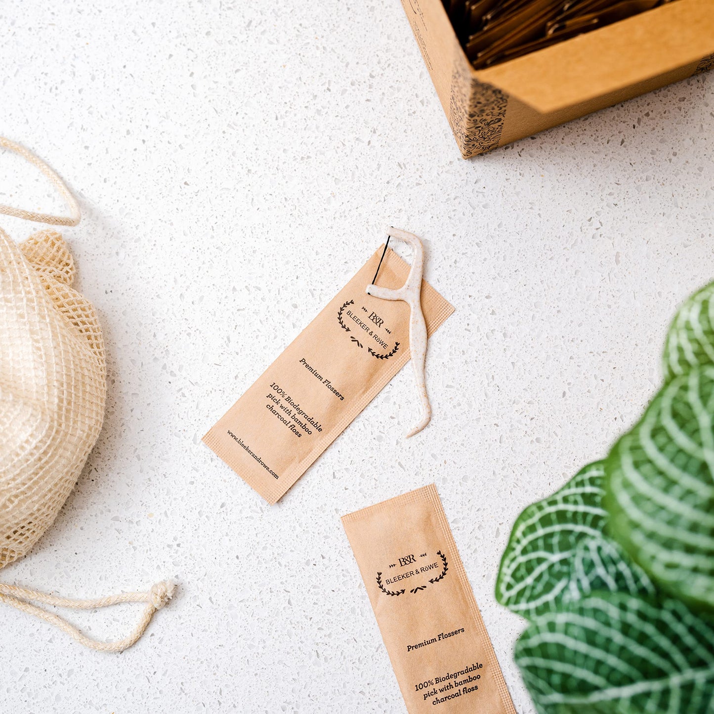 Bleeker & Rowe Biodegradable Floss Picks – 150 Pack, Eco-Friendly Bamboo Charcoal