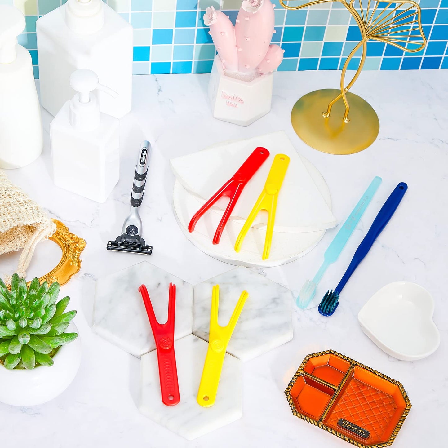 Chengu 10 Pieces Dental Floss Holder - Reusable Y-Shape Flosser (Red & Yellow)