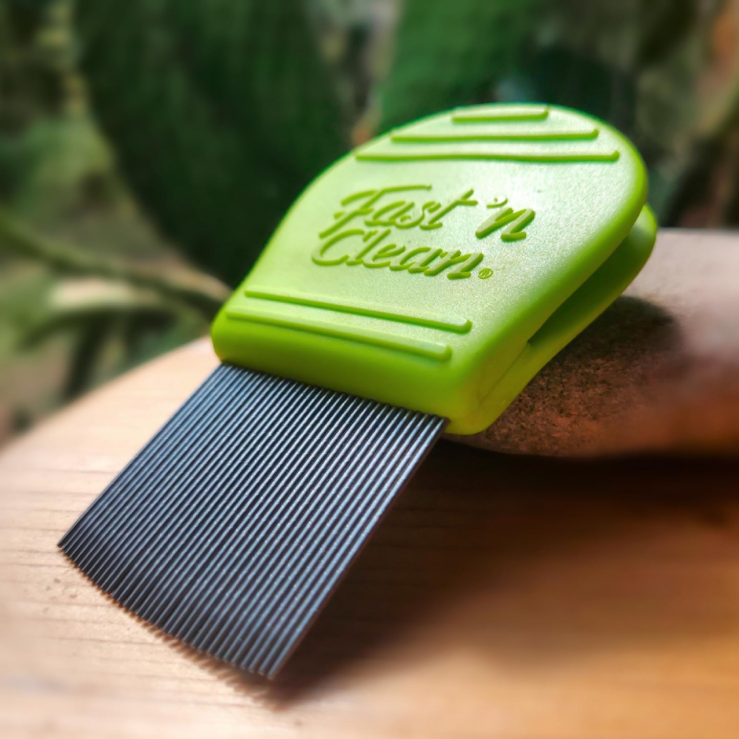 Fast 'n Clean - Lice Comb Reinvented | Self-Cleaning Lice Comb