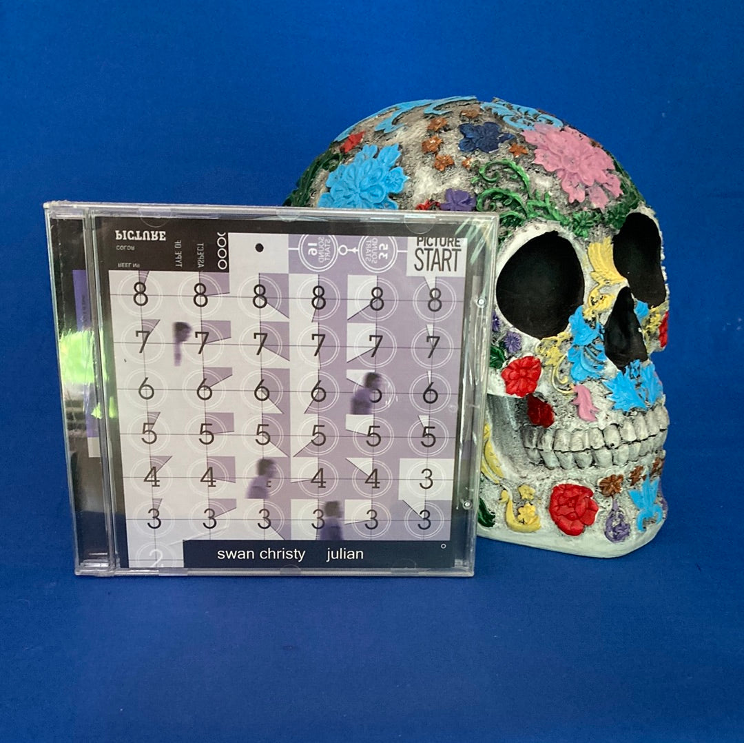 Swan Christy – Julian
