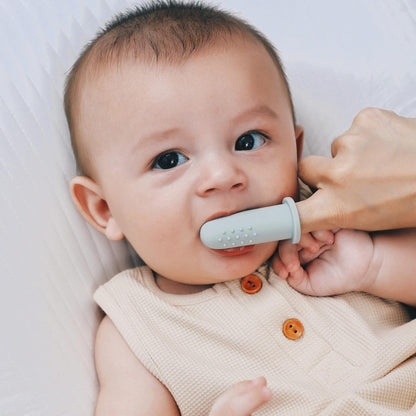 Moonkie Baby Finger Toothbrush Kit – 3 Months+ (Blush/Pale Mauve)