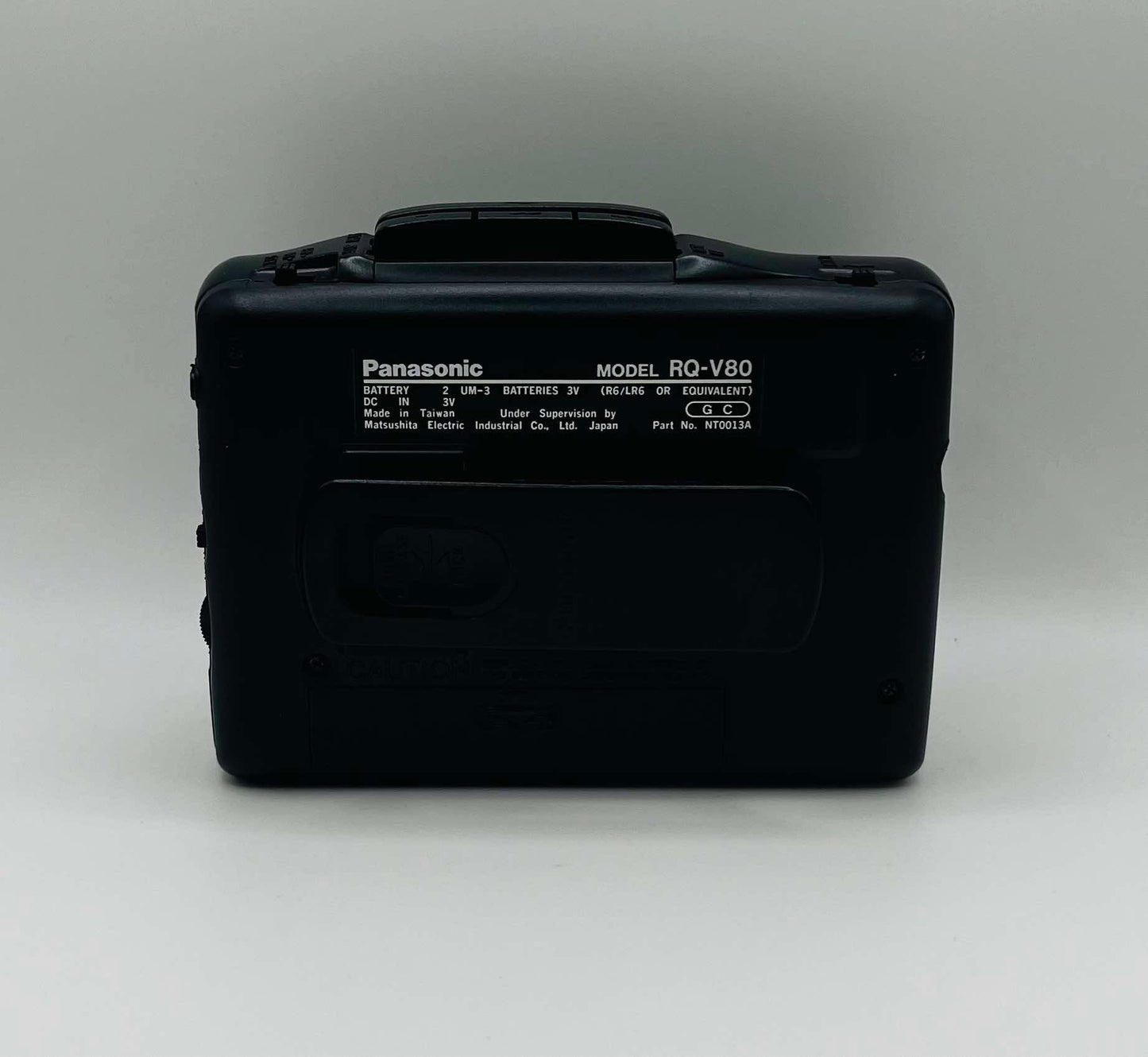 Panasonic RQ-V80 Stereo Cassette Player with Headphones