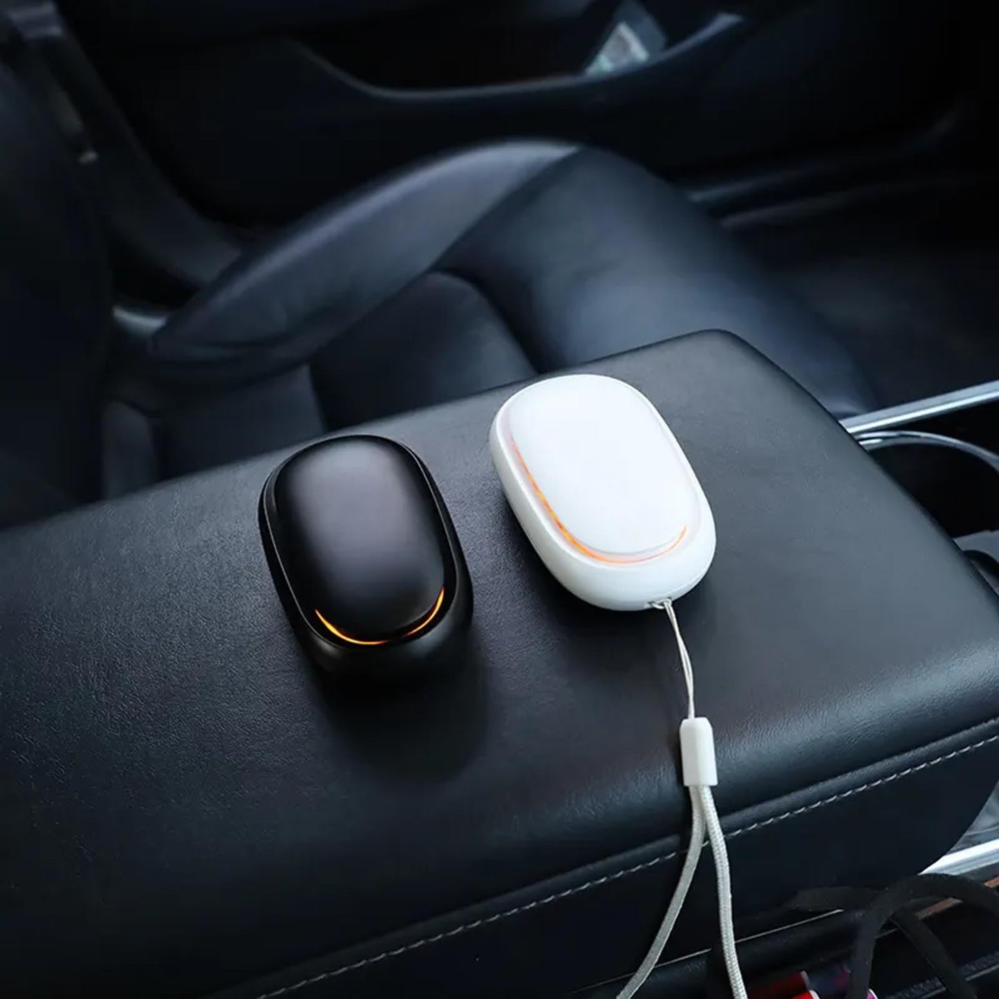 Portable Waterless Essential Oil Diffuser — Battery-Operated, Travel-Sized (Black) for Car, Home & Office