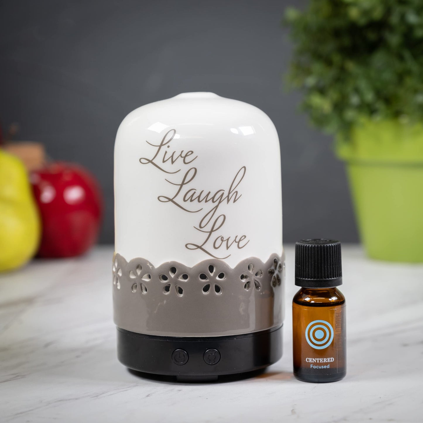 ScentSationals Sentiments Essential Oil Diffuser – Aromatherapy Diffuser for Living Room or Bedroom – Ivory/Tan