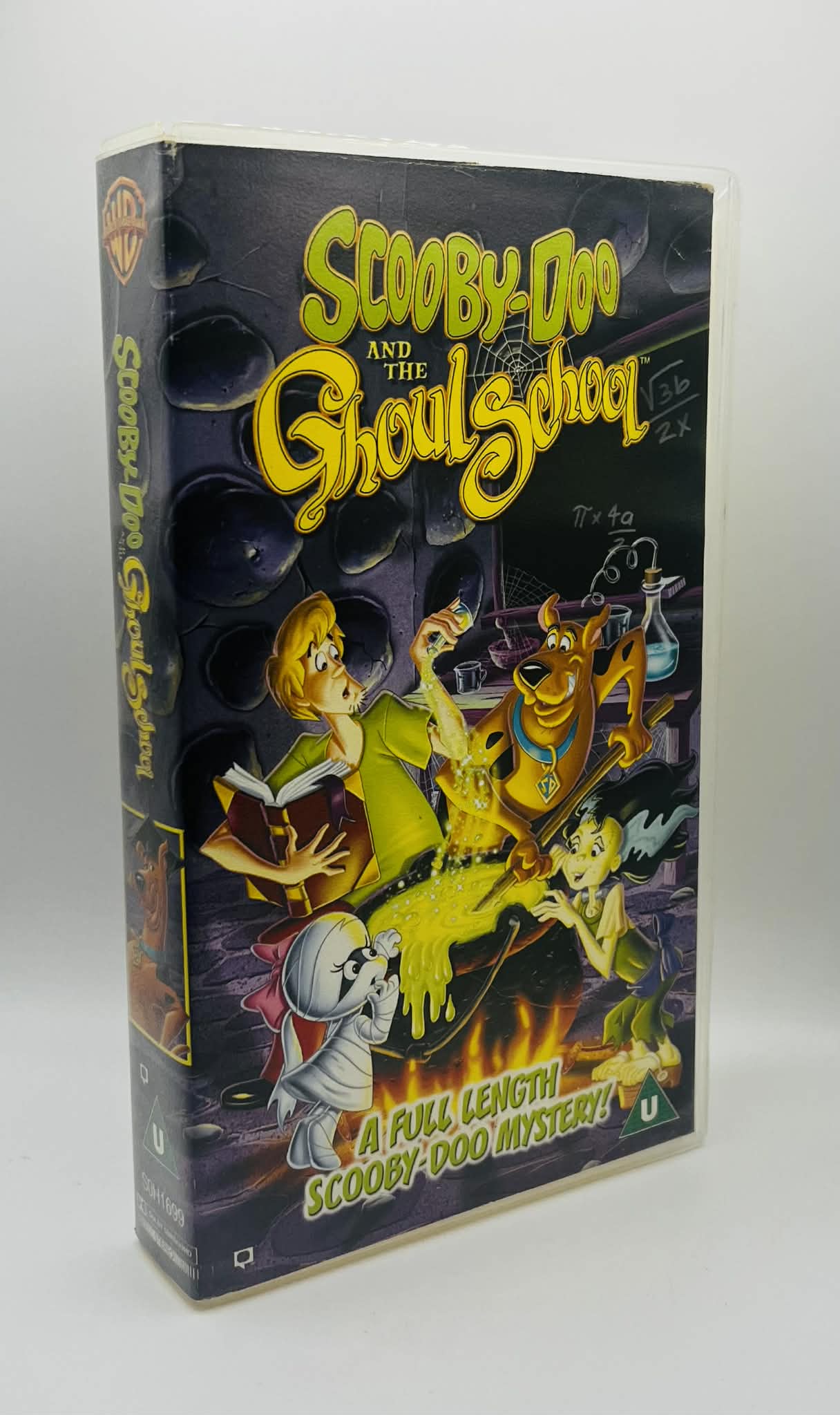 Scooby-Doo And The Ghoul School (U)
