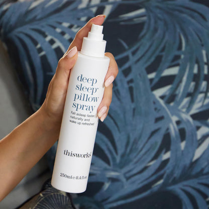 THISWORKS Deep Sleep Pillow Spray – 250 ml | Natural Aromatherapy Sleep Aid with Lavender, Vetivert & Chamomile