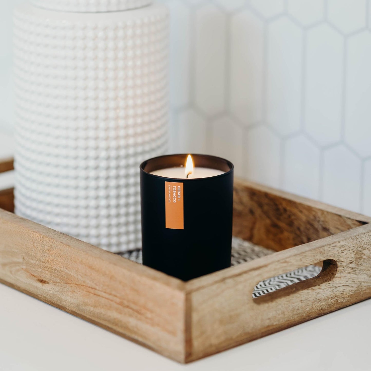 Calyan Wax Co. Cedar & Tobacco Candle – 75 Hour Burn – Non-Toxic Soy | Black Matte Tumbler Jar 10.2oz